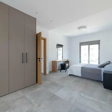 Aegean Treasure Pefkos Vilă *